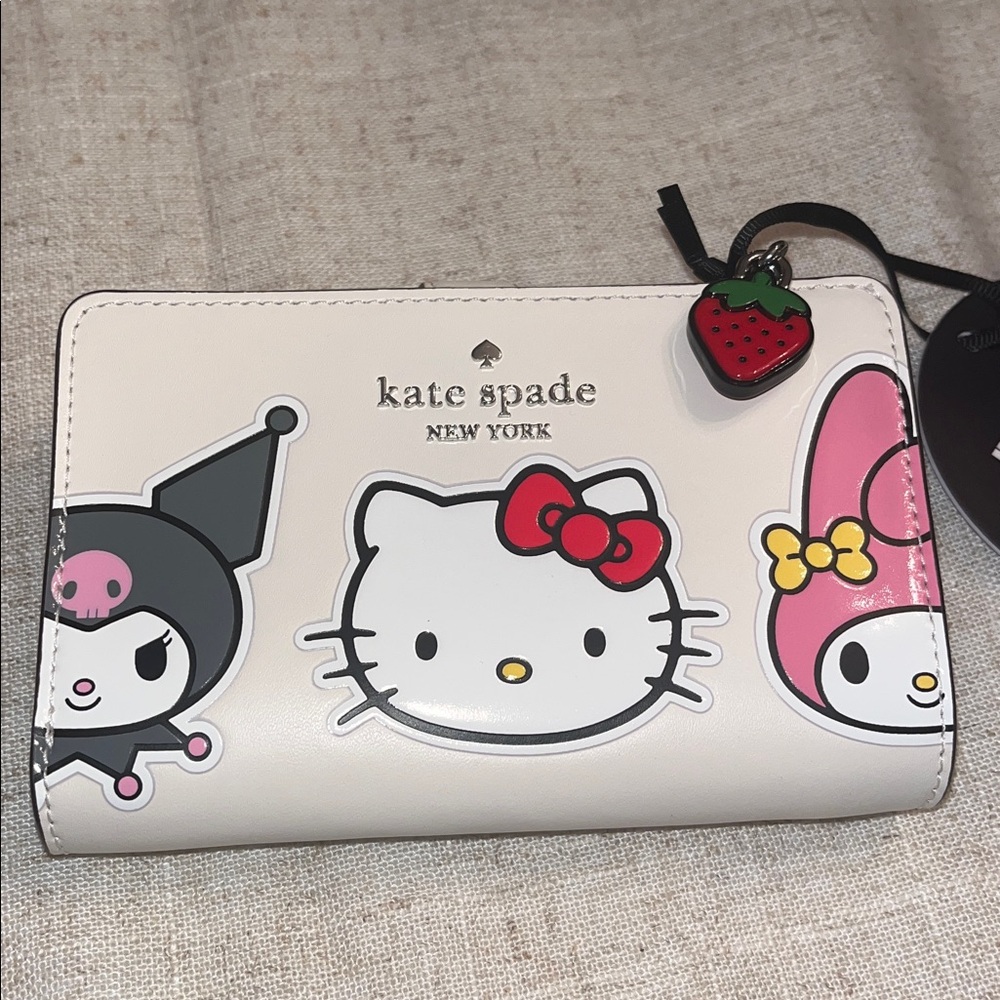 kate spade NWT! x Hello Kitty & Friends Medium Bifold Wallet - Picture 3 of 9